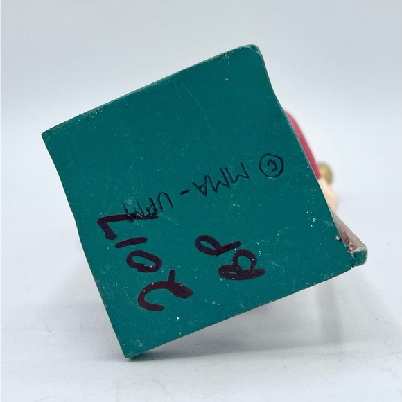 Metropolitan Museum of Art MMA-UPM Wooden Bishop With Staff Figurine 5.5” EUC - Picture 3 of 3